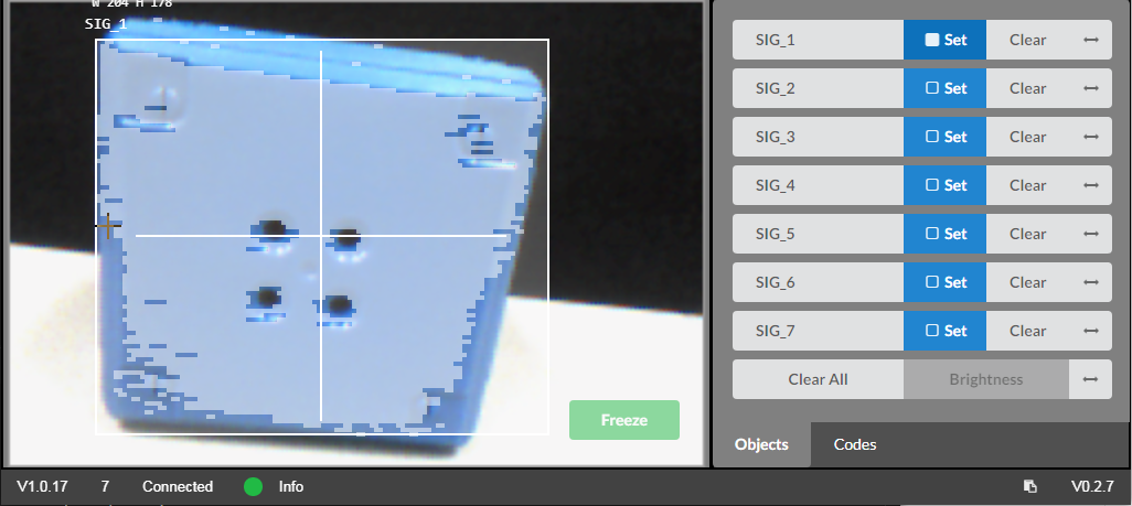 Vision Utility showing bounding box drawn around a blue object and signature slot selected using Set button.