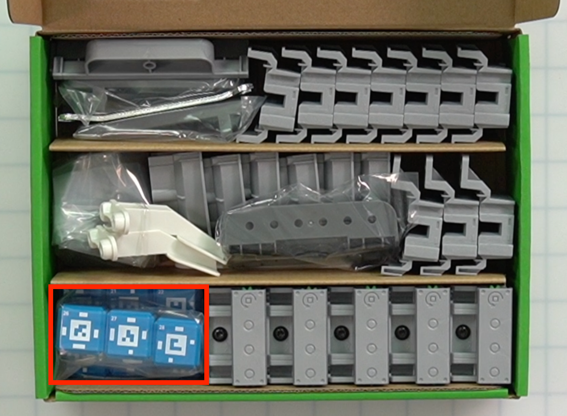 CTE Workcell Kit parts locations on the lower left corner of the box.