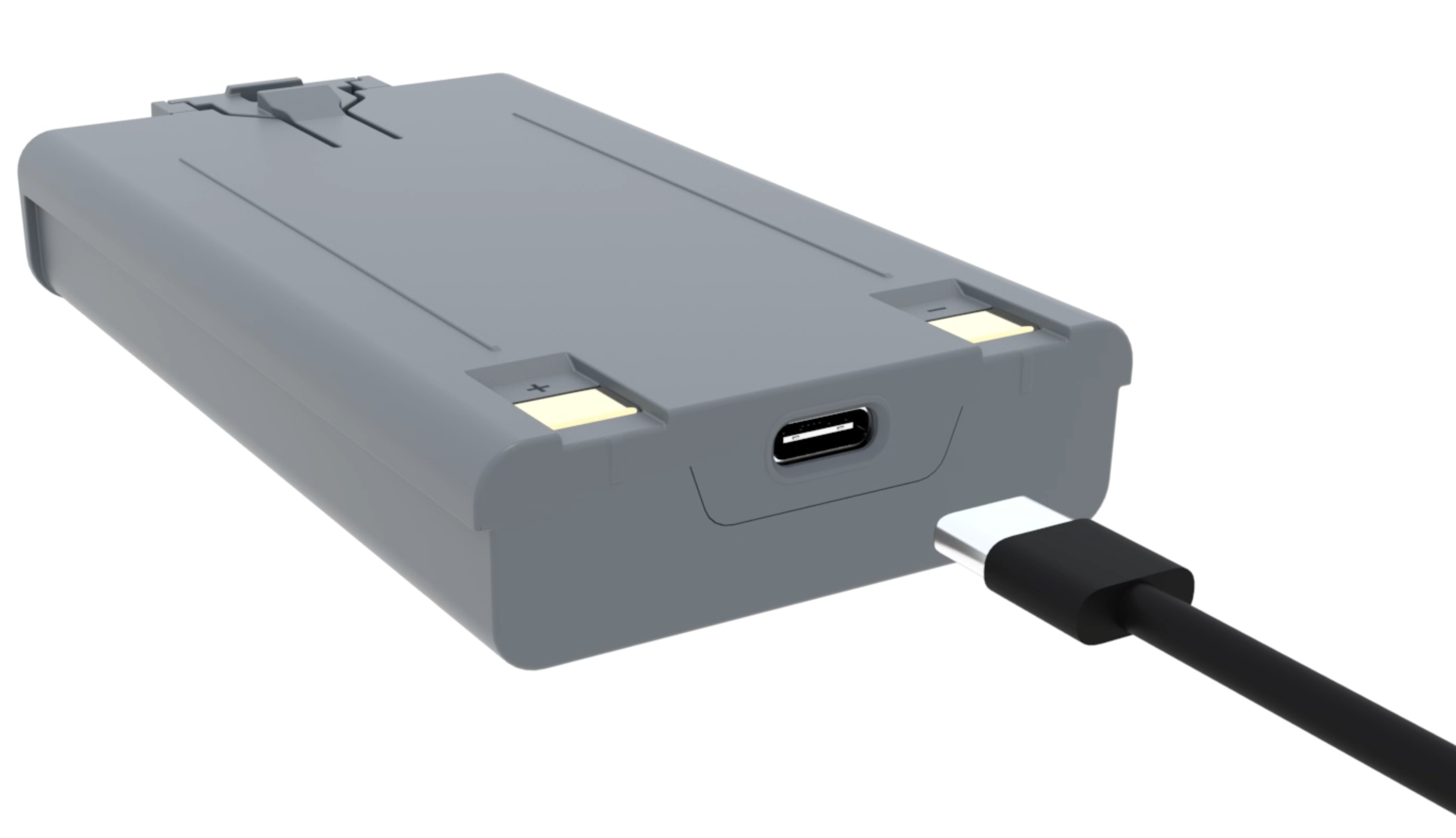 Το καλώδιο φόρτισης USB-C συνδέεται στη θύρα φόρτισης της μπαταρίας.