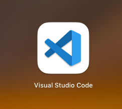 Η εφαρμογή VS Code εμφανίζεται στο μενού Launchpad του macOS.