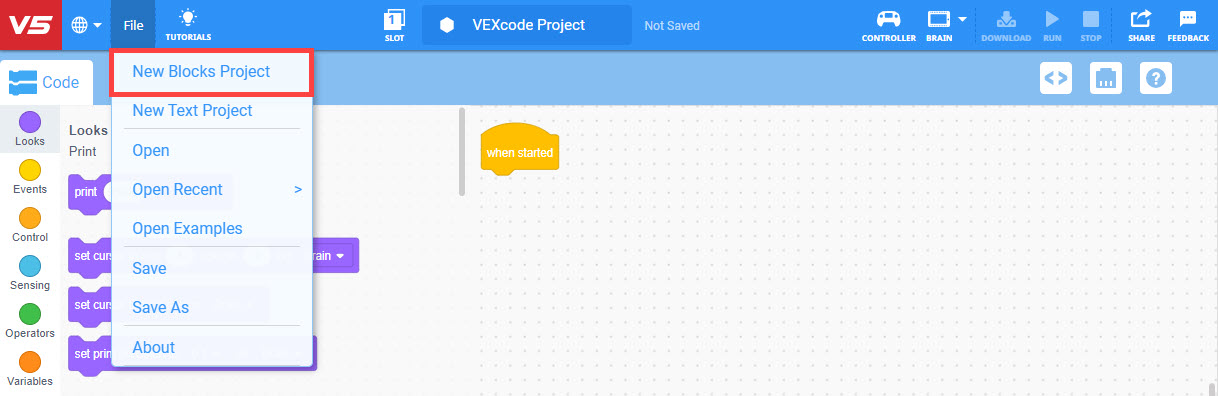 Γραμμή εργαλείων VEXcode V5 με ανοιχτό το μενού Αρχείο και επισημασμένη την επιλογή Νέο Έργο Κειμένου. Η δεύτερη επιλογή στο μενού, κάτω από την επιλογή Νέα Έργα Μπλοκ. είναι η Νέα Έργα Κειμένου.