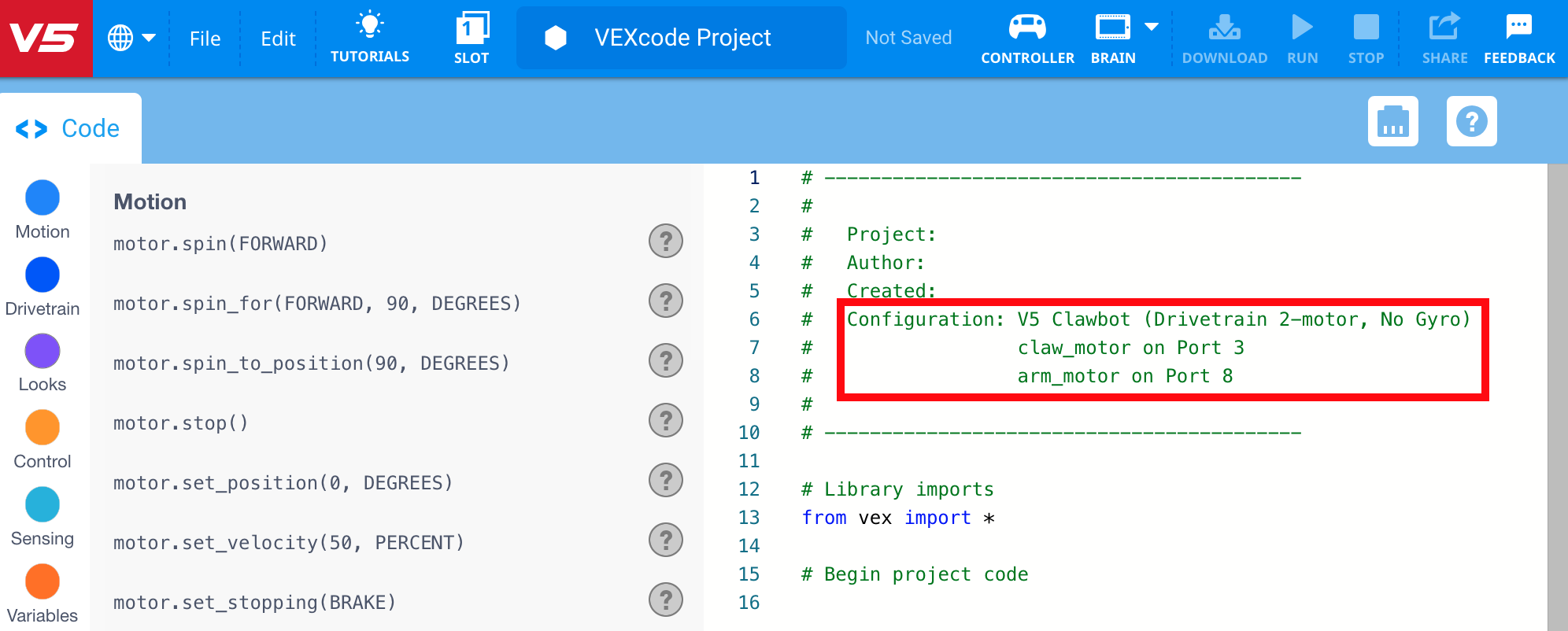 VEXcode V5 με ανοιχτό ένα παράδειγμα έργου προτύπου και με επισημασμένο το πεδίο σχολίου διαμόρφωσης. Κάθε συσκευή θα εμφανίζεται σε μια νέα γραμμή.