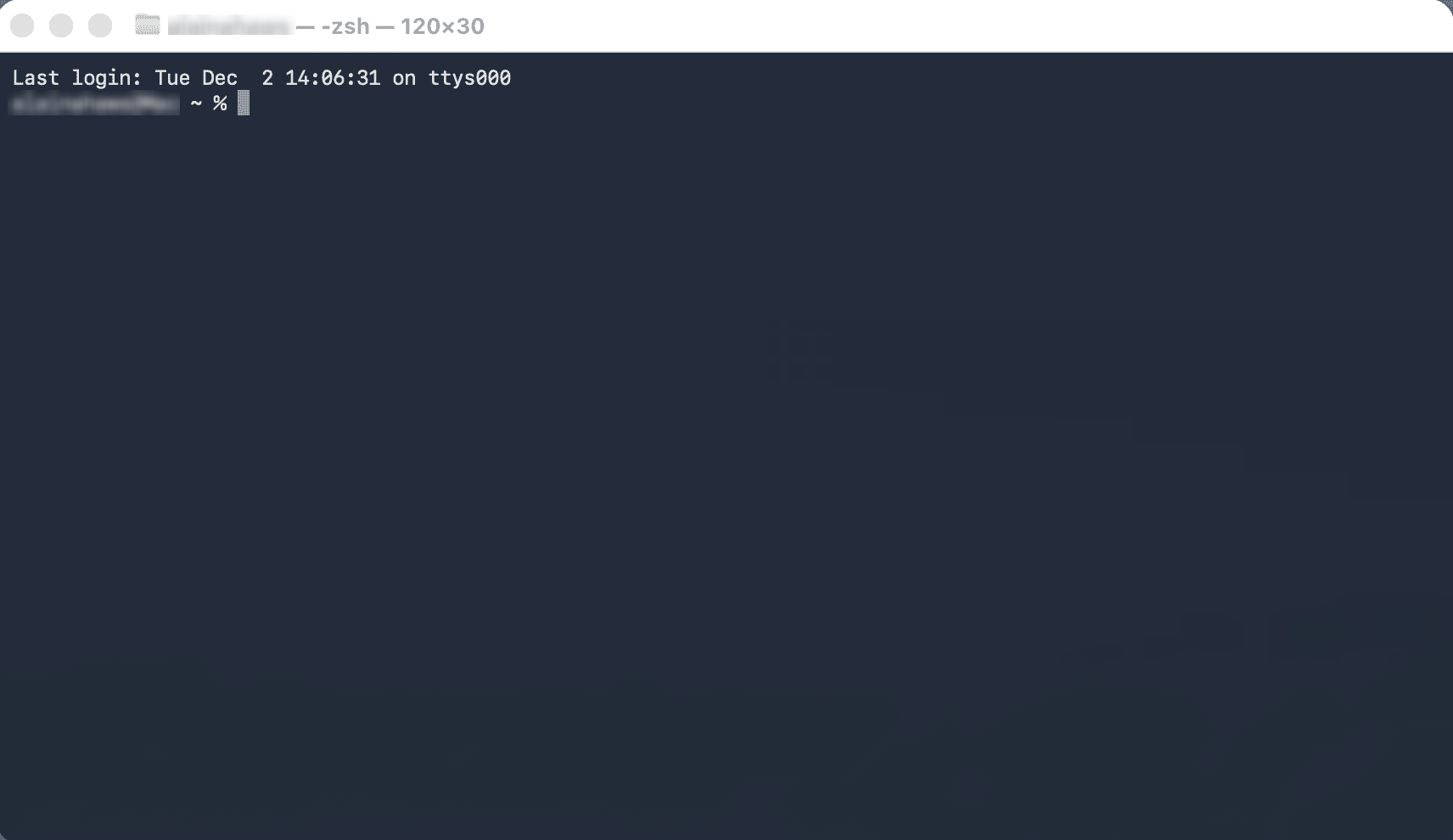 macOS termināļa logs, kurā pēc pieteikšanās tiek parādīta komandu uzvedne.